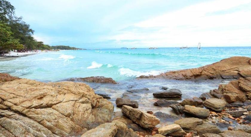 Rainbow Sky Hotel Samet Koh Samet Buitenkant foto
