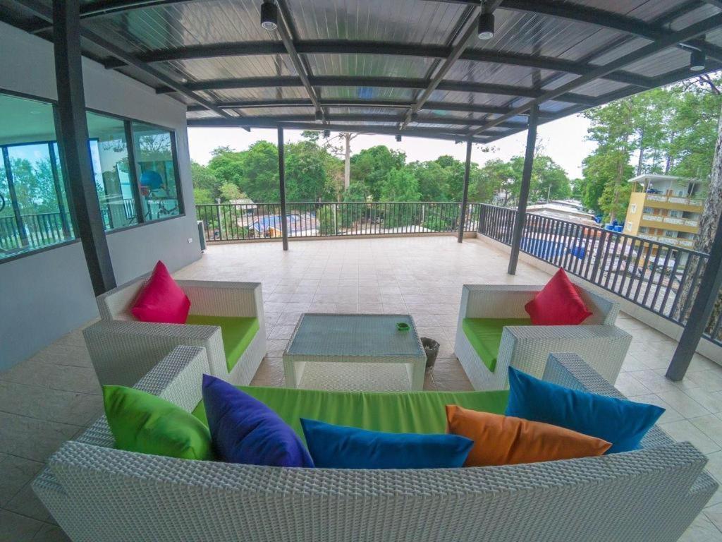 Rainbow Sky Hotel Samet Koh Samet Buitenkant foto